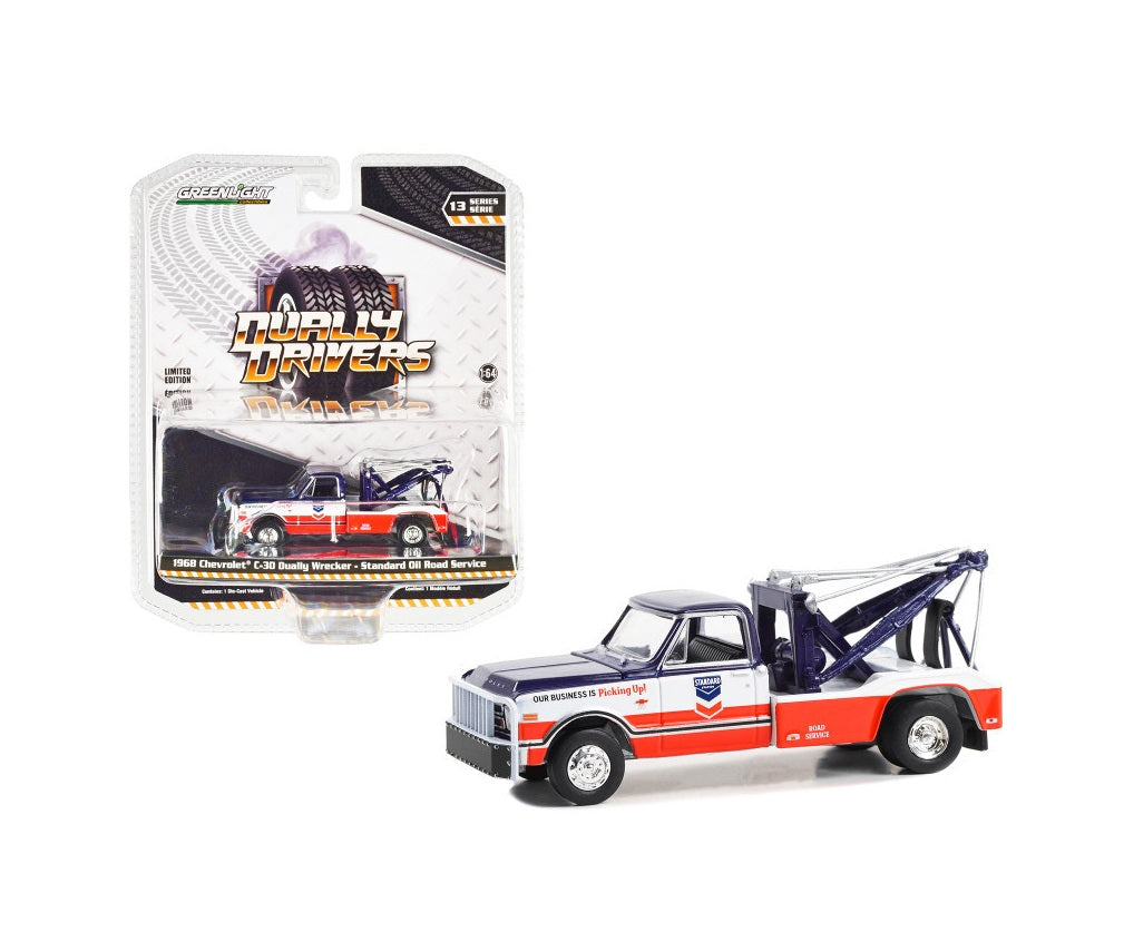 Greenlight Collectibles - 1968 Chevrolet C-30 Dually Wrecker Tow Truck "Standard Oil Road Service" - Dually Drivers Series - Scala 1/64