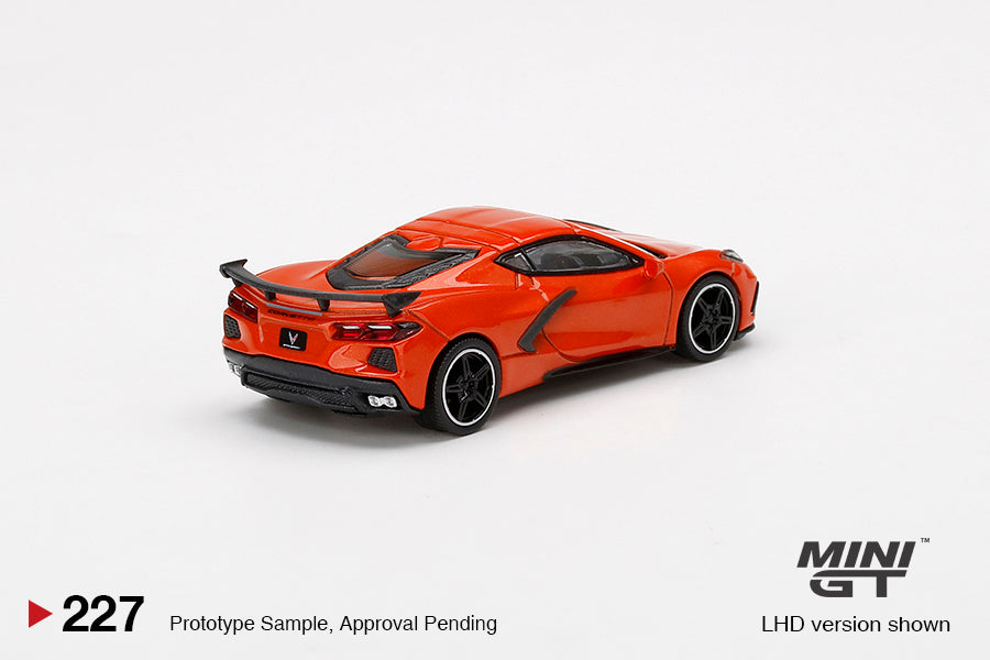 Mini GT - Chevrolet Corvette Stingray Sebring teinte orange - Échelle 1/64 MGT00227