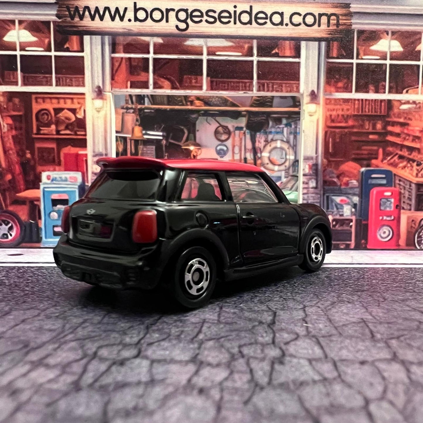 Takara Tomy Tomica - MINI JWC John Cooper Works - Échelle 1/57