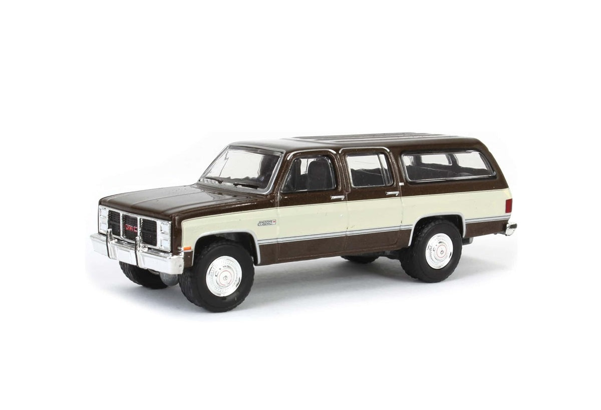 Greenlight Collectibles - 1986 GMC Suburban Showroom Floor Series - 1/64 Scale