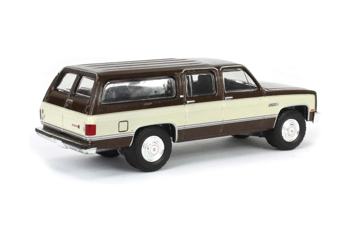 Greenlight Collectibles - 1986 GMC Suburban Showroom Floor Series - 1/64 Scale