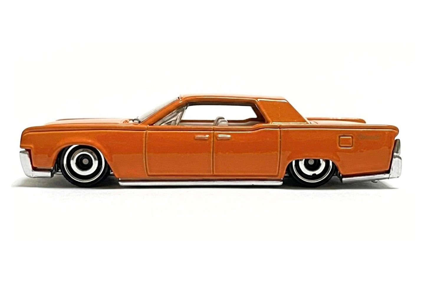 Hot Wheels - ‘64 Lincoln Continental Orange - HW Cool Classics 1/10 - Scala 1/64 Circa