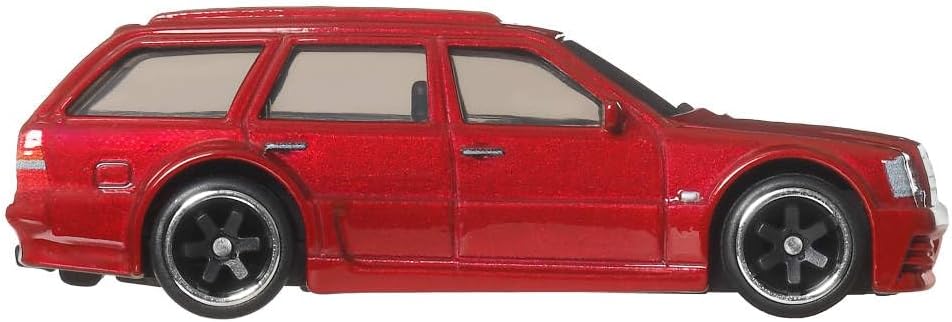 Hot Wheels Premium - Mercedes-Benz E 36 AMG 36 Red Fast Wagons Series - Series Car Culture - Scale 1/64