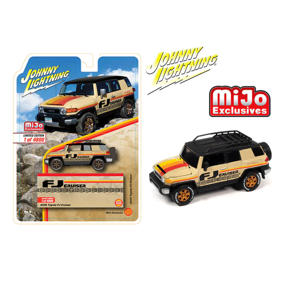 Johnny Lightning - Toyota FJ Cruiser Custom Beige 2007 – Édition limitée Mijo Exclusives - Échelle 1/64 JLCP7416