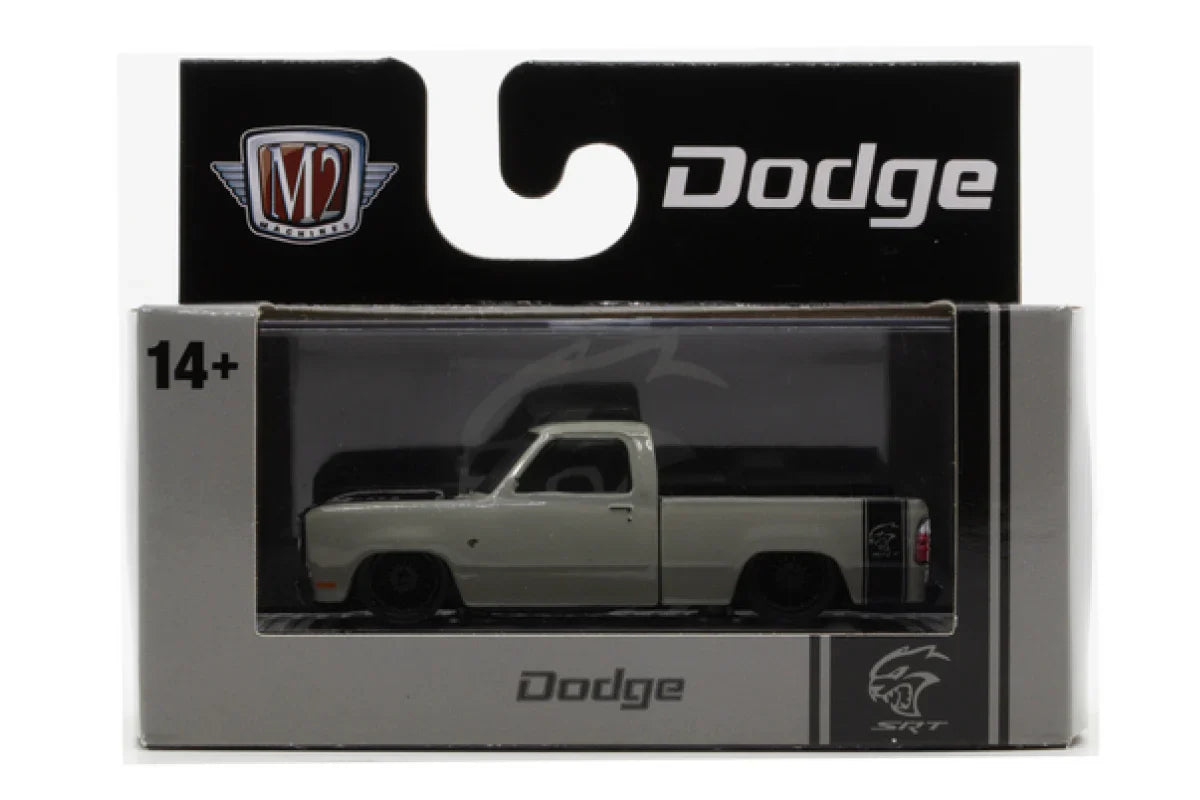 M2 Machines - 1976 Dodge Adventurer 150 - Custom - 1/64 Scale