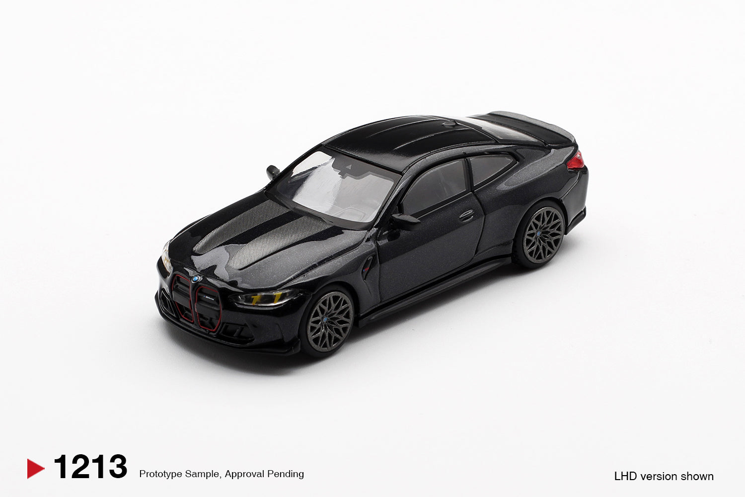 PRE-ORDER] - Mini GT - BMW M4 (G82) CS Black Sapphire 2025 - Scale