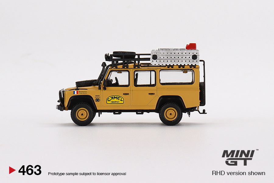Mini GT - Land Rover Defender 110 1989 Camel Trophy Amazon Team France - Scale 1/64 MGT00463-R