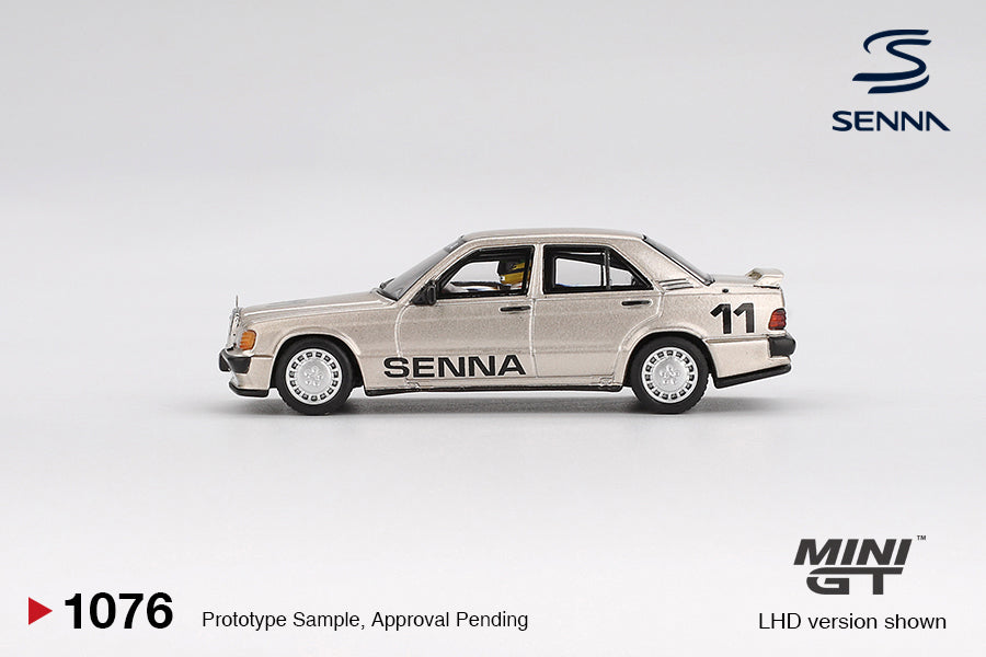 Mercedes-Benz 190 E 2.3-16 n° 11 Ayrton Senna CouRSe des Champions du Nürburgring 1984 avec figurine - Mini GT - Échelle 1/64 MGT01076-BL Emballage blister