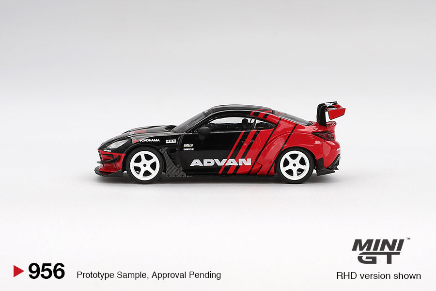 Mini GT - Toyota GR86 HKS TYPE R ADVAN 2022 Tokyo Auto Salon - Scala 1/64 MGT00956-R