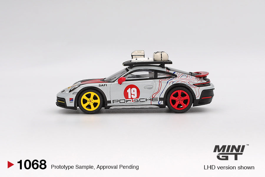 MINI GT - Porsche 911 Dakar « Uncle Rally » 2024 (conduite à gauche) - Échelle 1/64 MGT01068-BL Emballage blister