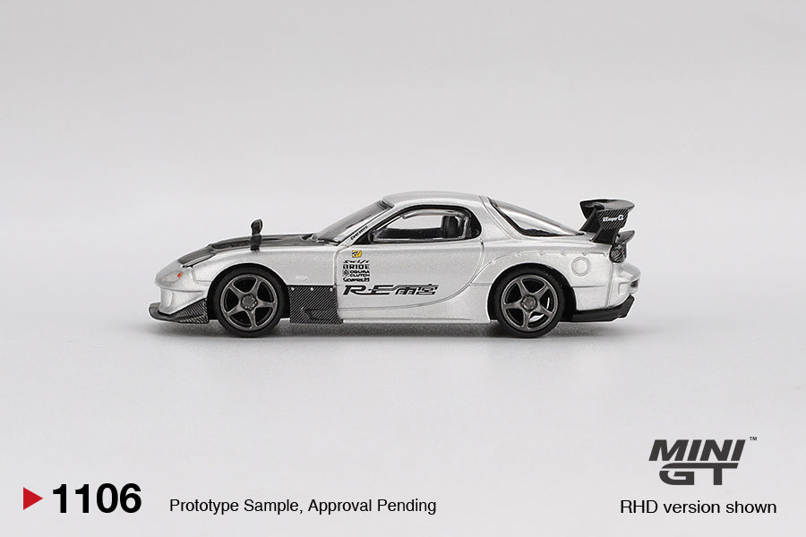 Mini GT - Mazda RX-7 (FD3S) RE-Amemiya Silver Metallic - Scala 1-64 MGT01106-L