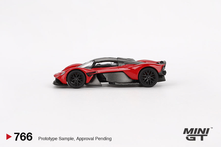 Mini GT - Aston Martin Valkyrie Hyper Rouge - Échelle 1/64 MGT00766-L