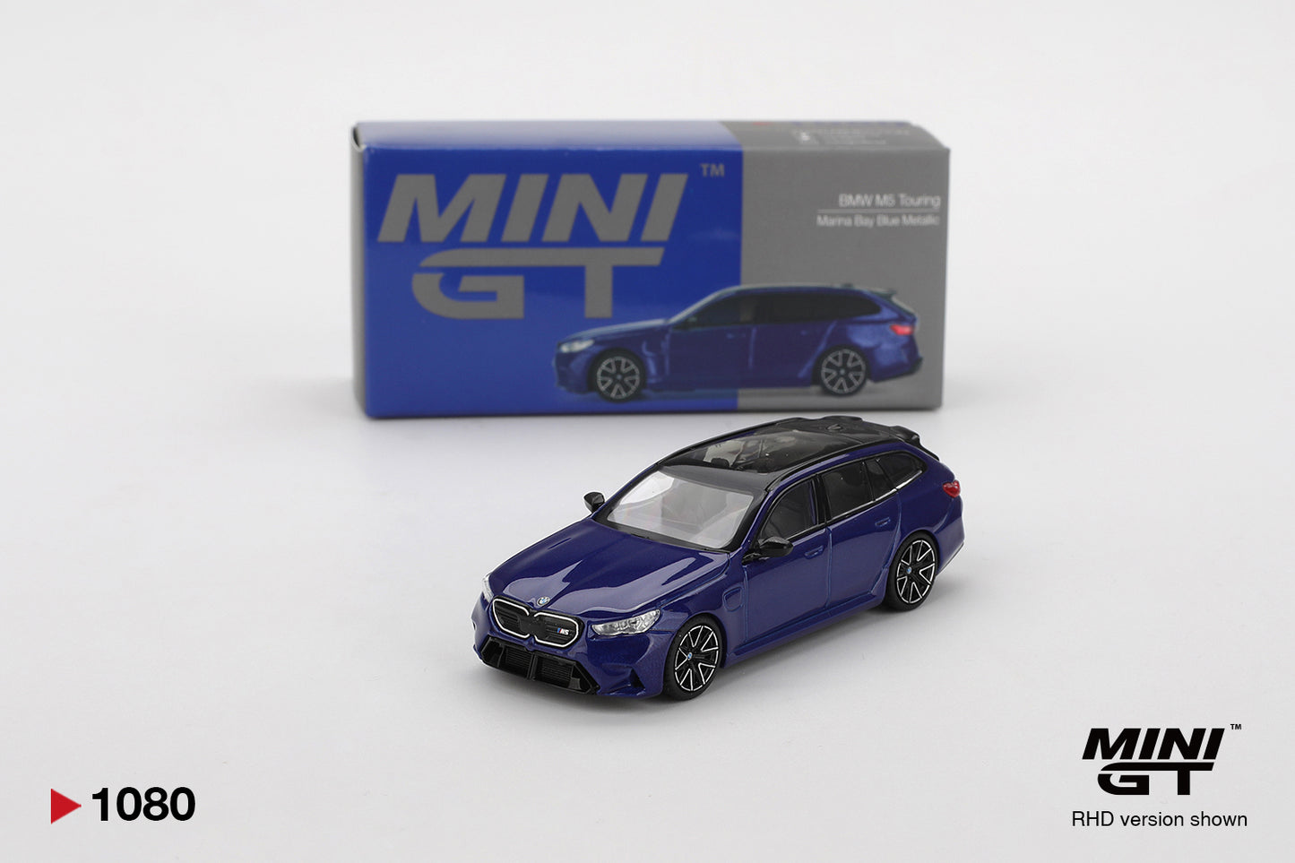 Mini GT - BMW M5 Touring (G99) Marina Bay Blue Metallic - Scala 1/64 MGT01080-L
