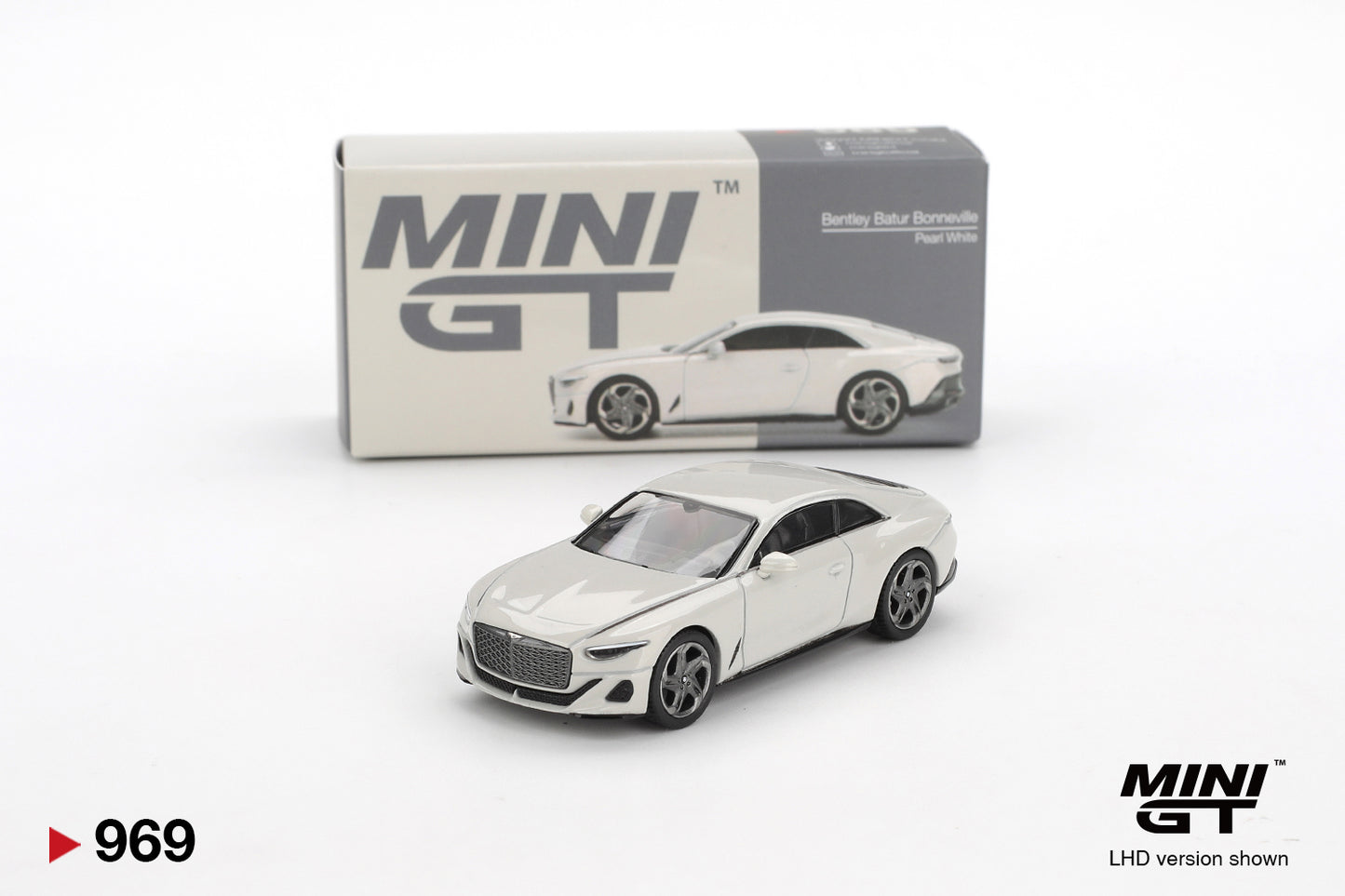 Mini GT - Bentley Batur Bonneville Pearl 2022 - 1/64 Scale MGT00969-L