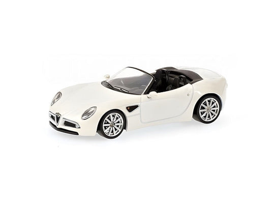 Minichamps - Alfa Romeo 8C Spider Blanche - Échelle 1/64 640120532