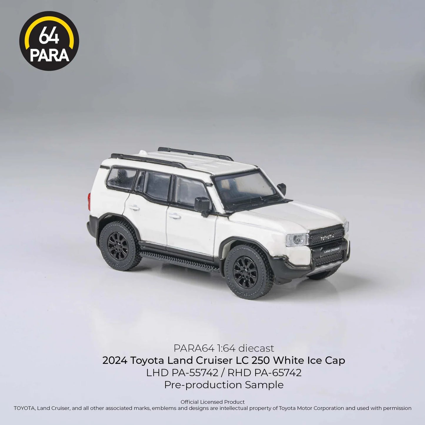 Para64 - Toyota Land Cruiser 250 Prado White Ice Cap LHD 2024 - Échelle 1/64