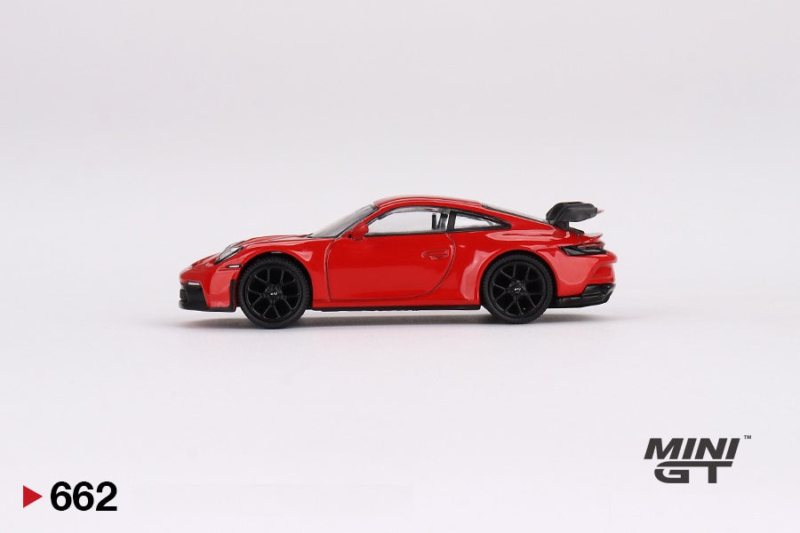 Mini GT - Porsche 911 (992) GT3 Rouge Guards - Échelle 1/64 MGT00662