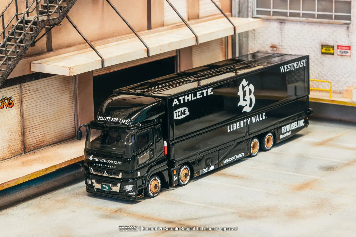 Tarmac Works - Mitsubishi Fuso Super Great LB-TRUCKS - TRUCK64 - Scale 1/64 T64T-TL001-LBB