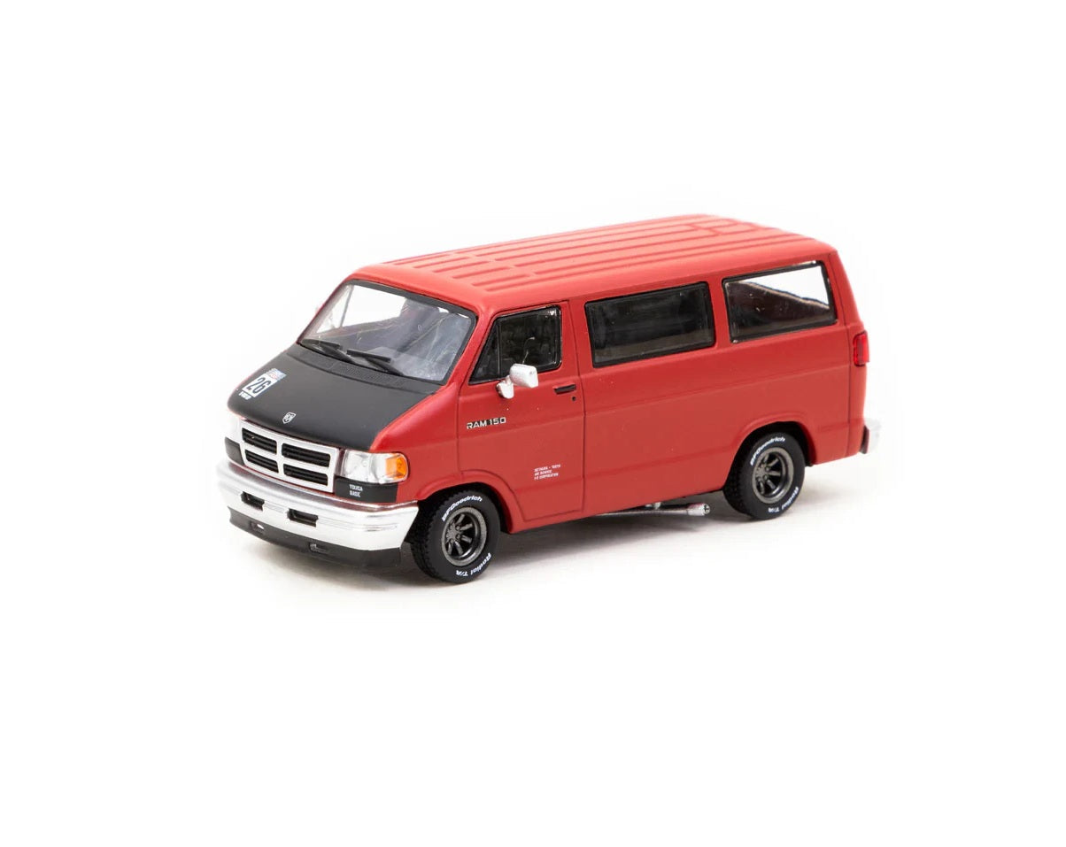 Tarmac Works - Dodge Van Red Série « Global64 » - Échelle 1/64 T64G-TL032-RE