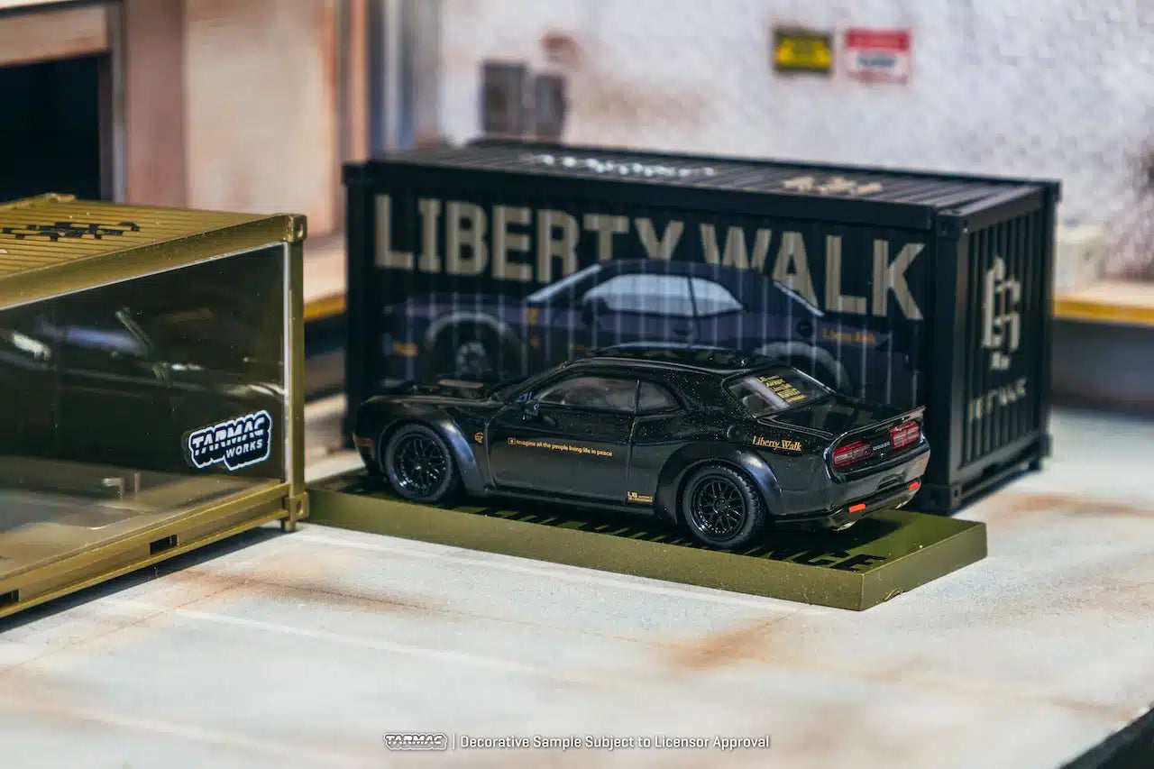Tarmac Works - LB-WORKS Dodge Challenger SRT Hellcat Black Metallic with 2 containers - GLOBAL64 - Scale 1/64 T64G-TL039-BK