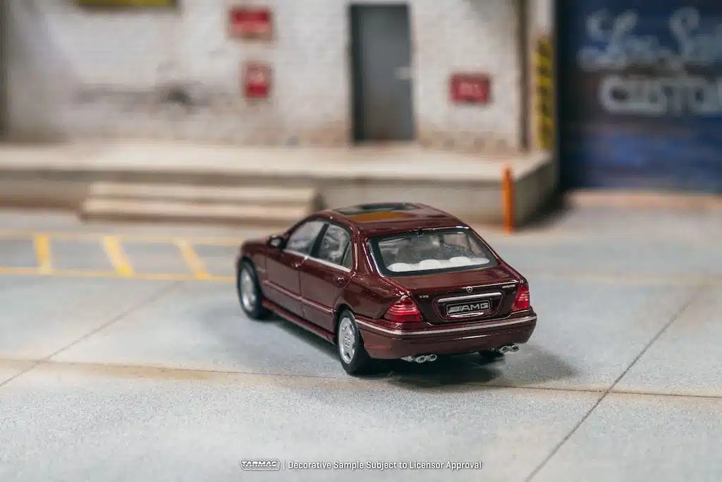 Tarmac Works - Mercedes-Benz S 55 AMG Bordeaux Rouge Métallisé - GLOBAL64 - Échelle 1/64 T64G-072-BO