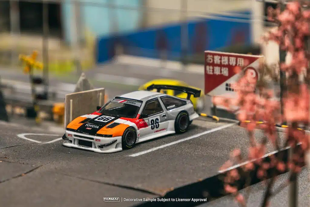 Toyota Sprinter Trueno AE86 Widebody TRD - Tarmac Works - Scale 1/64 T64G-060-TRD
