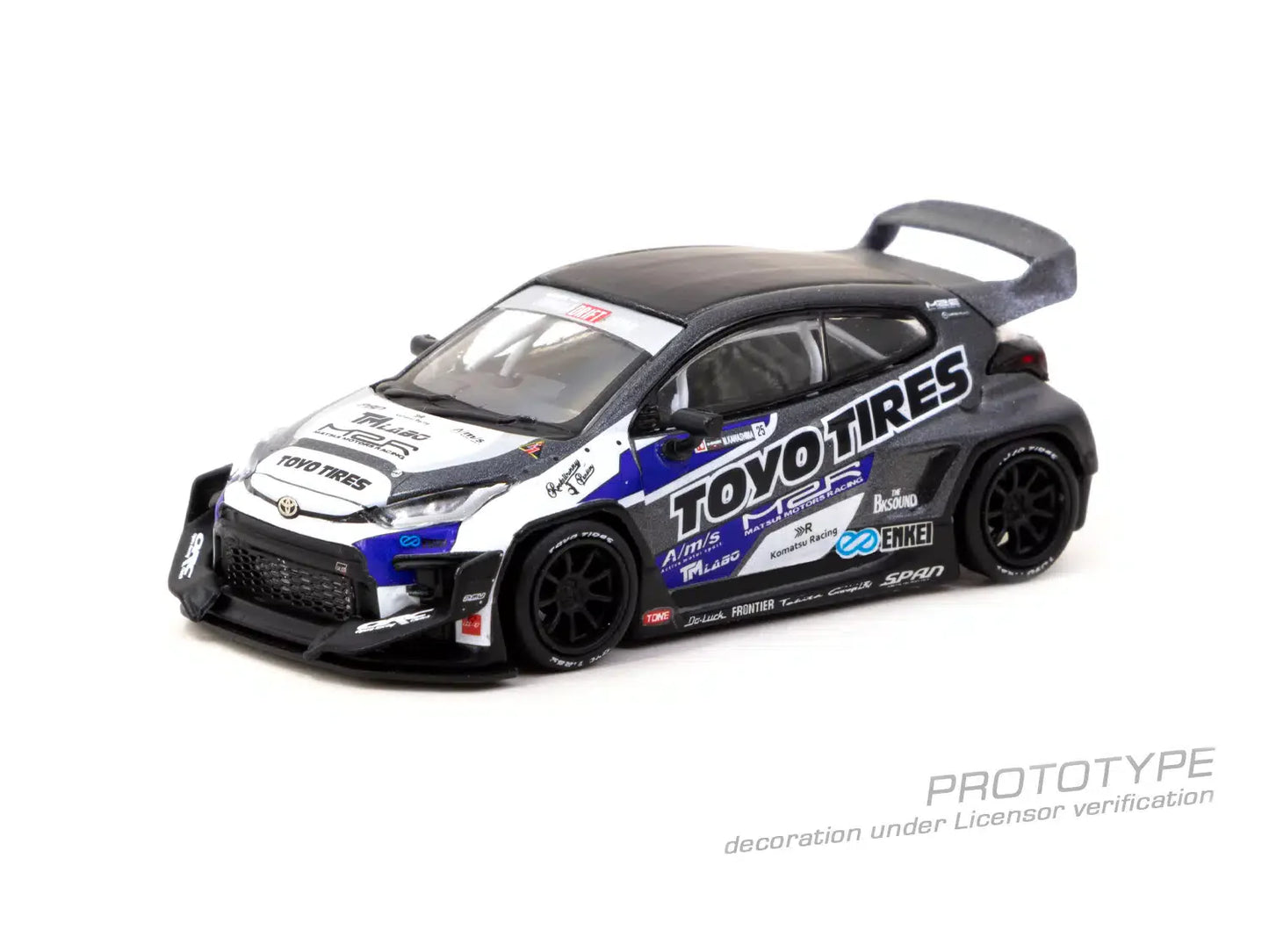 Travaux sur asphalte - Pandem Toyota GR Yaris TOYO TIRES - HOBBY64 - Échelle 1/64 T64-080-TOYO