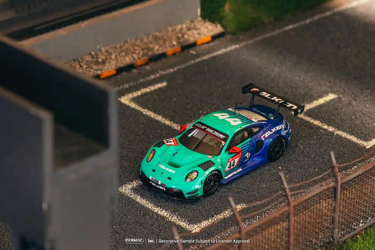 Tarmac Works - Porsche 911 GT3 R Nürburgring 24h 2023 - HOBBY64 - Scale 1/64 T64-084-23NUR44