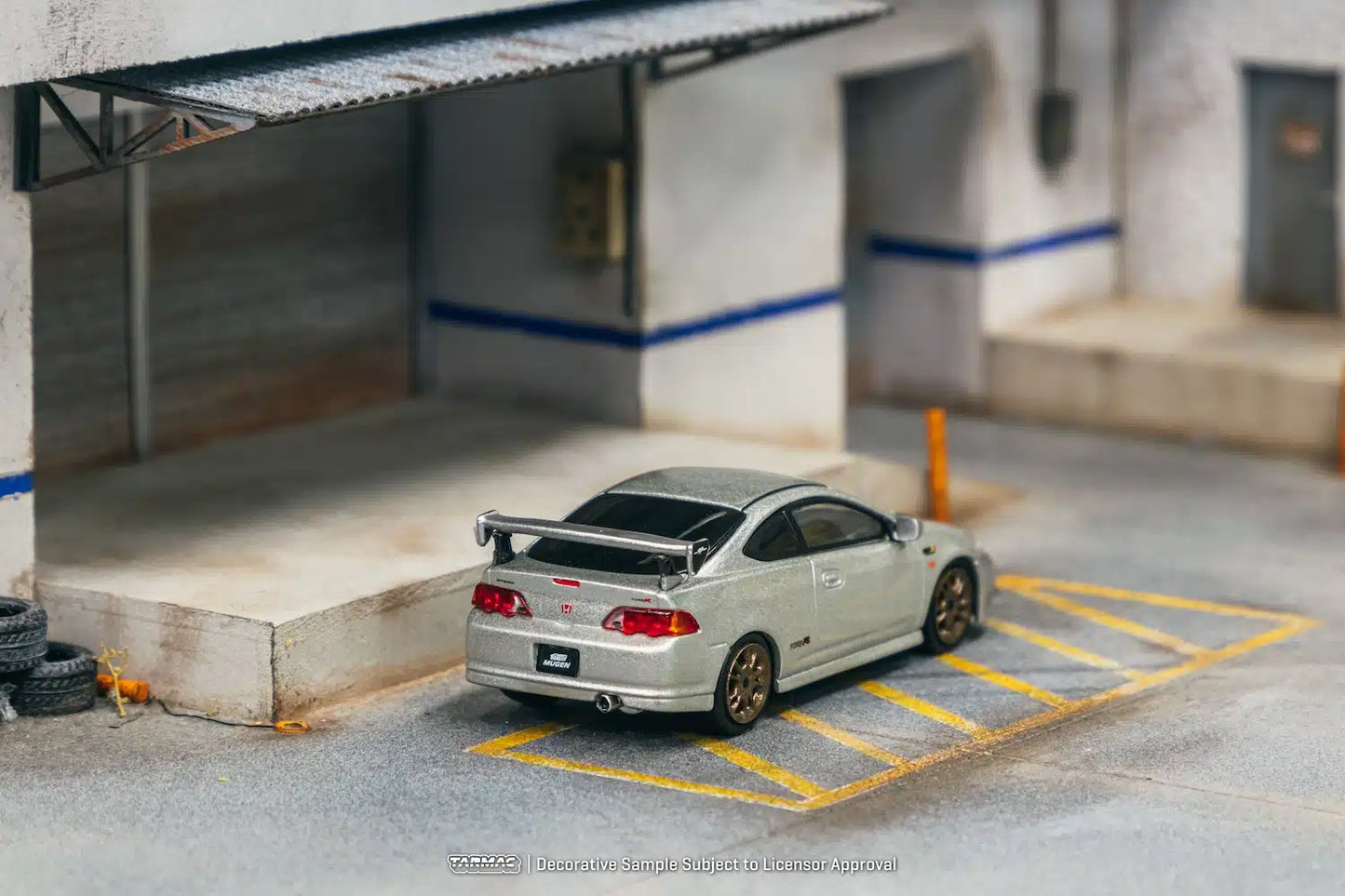 Tarmac Works - Honda Integra TYPE R DC5 MUGEN Silver - ROAD64 - Scala 1/64 T64R-TL022-SL