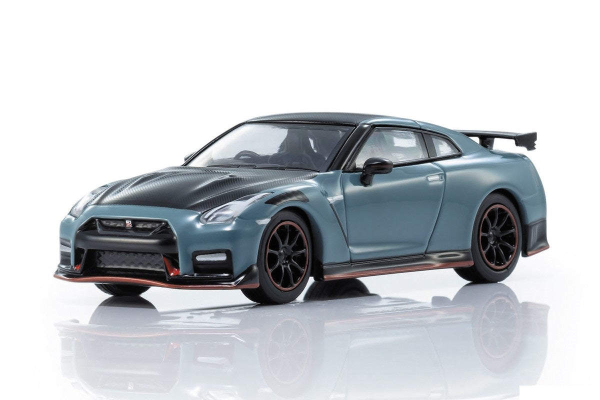 Kyosho - Nissan GT-R Nismo Special Edition Nismo Stealth Gray - Mini Car & Book - Scala 1/64
