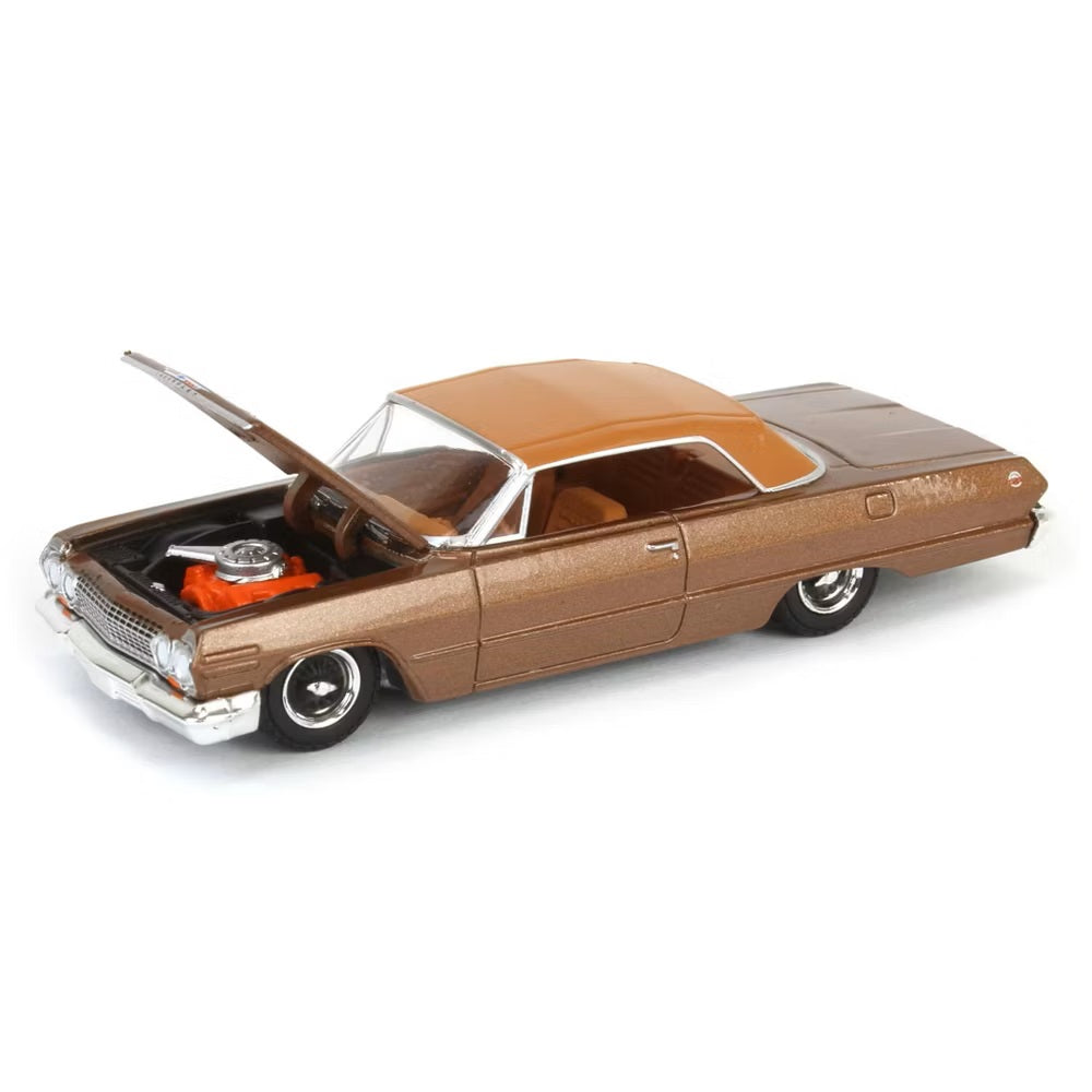 Greenlight Collectibles - 1963 Chevrolet Impala SS Convertible (Top Up) Bronze Met - California Lowriders Series - 1/64 Scale