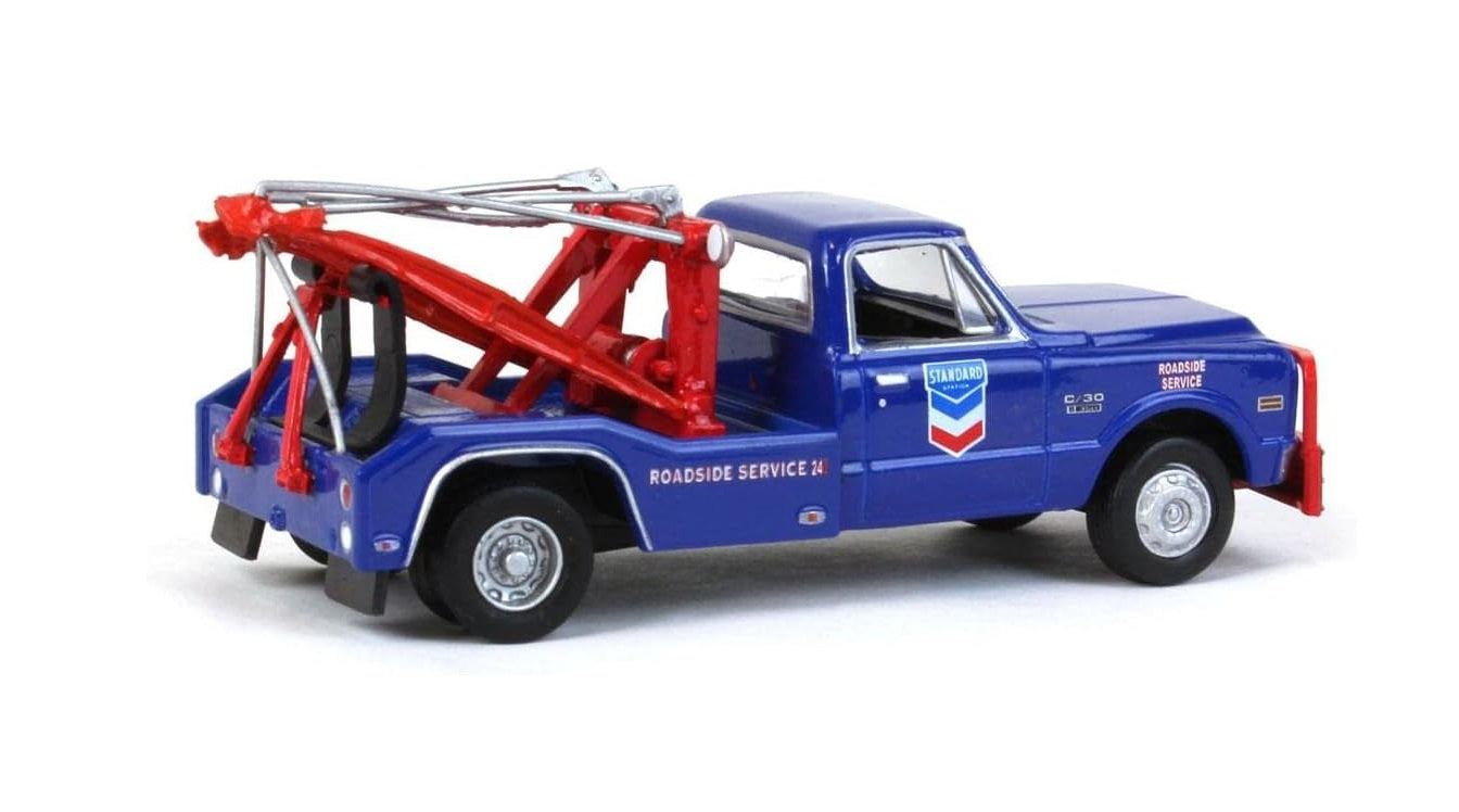 Greenlight - 1969 Chevrolet C-30 Dually Wrecker Truck Standard Oil Road - Dually Drivers Series - Scala 1/64