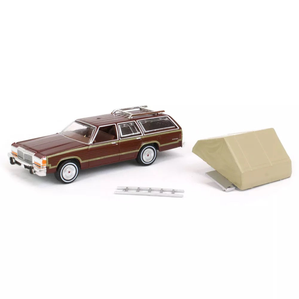 Greenlight - 1979 Ford LTD Country Squire with Cartop Sleeper Tent Great Outdoors Series - Scale 1/64