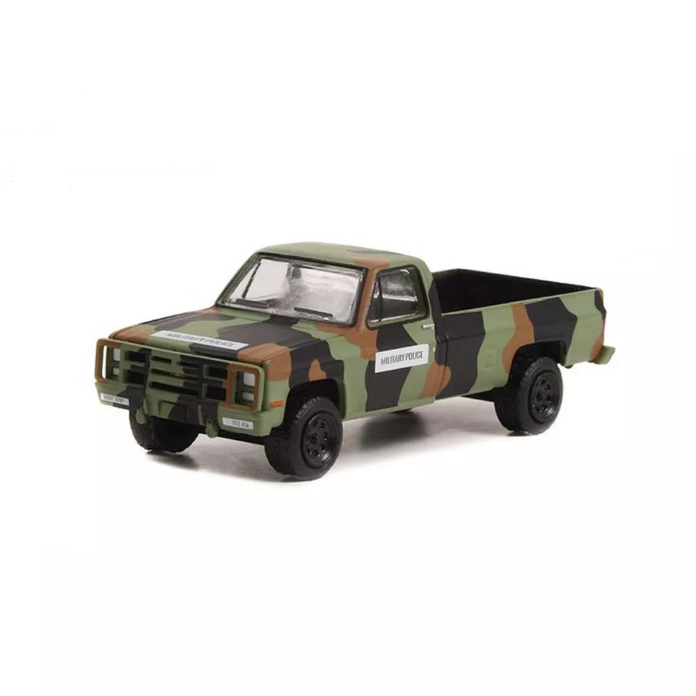 Greenlight - 1985 Chevrolet M1008 CUCV Pickup Truck US Army Military Police - Series Battalion 64 - Scale 1/64