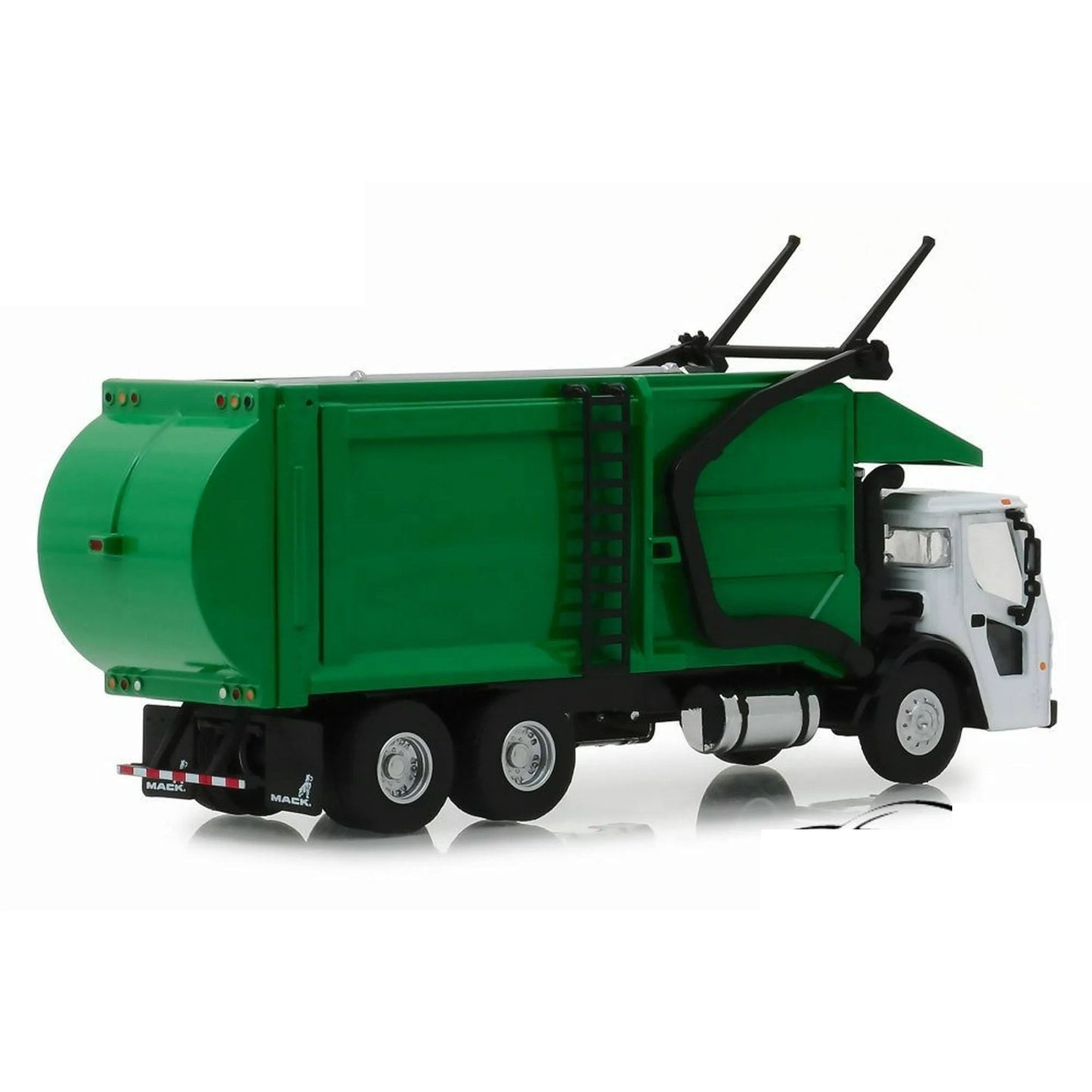 Greenlight - 2019 Mack LR Refuse Truck Green - Series SD Trucks - Scale 1/64