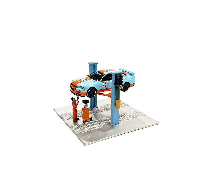 American Diorama - Two Post Lift (Light Blue) Mechanic Figurine and Oil Drainer MiJo Exclusives (Car not Included) - Scala 1/64 AD-38379MJ
