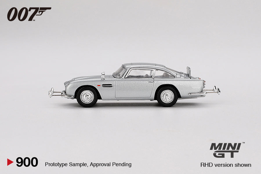 Mini GT - Aston Martin DB5 “Goldfinger” 007 James Bond - Scale 1/64 MGT00900-007E English