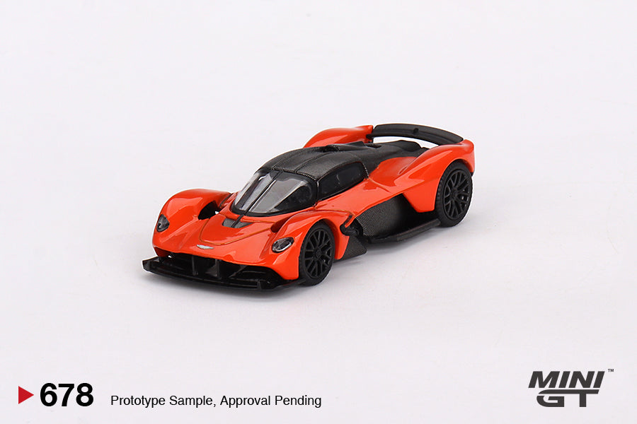 Mini GT - Aston Martin Valkyrie Maximum Orange - Scale 1/64 MGT00678