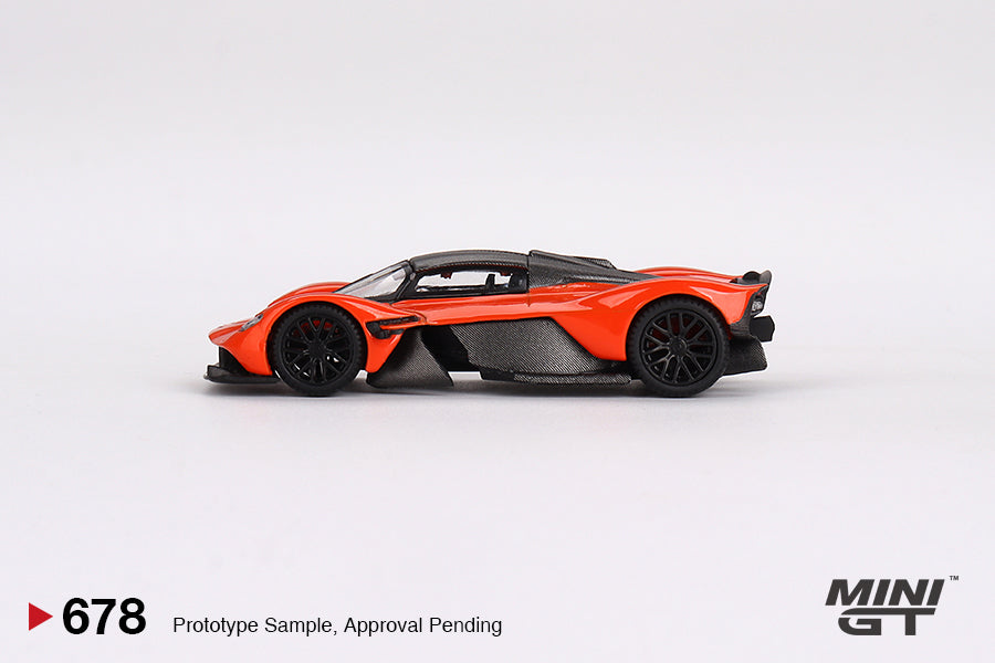 Mini GT - Aston Martin Valkyrie Maximum Orange - Scale 1/64 MGT00678