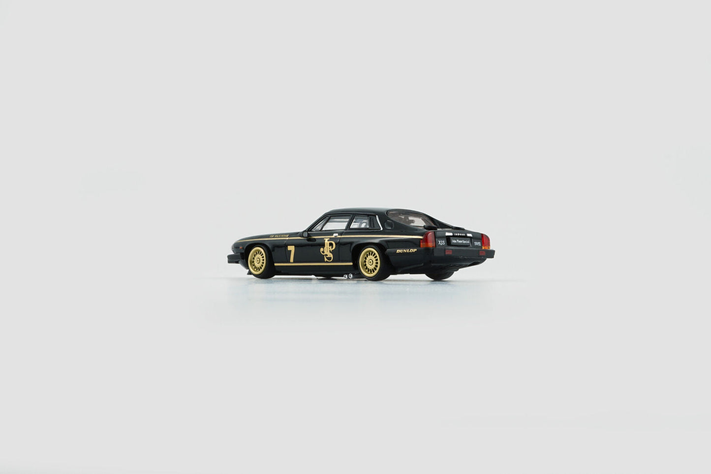 BM Creations - Jaguar XJS 1984 Macau Guia Race Winner #7 RHD - Scale 1/64 64B0317