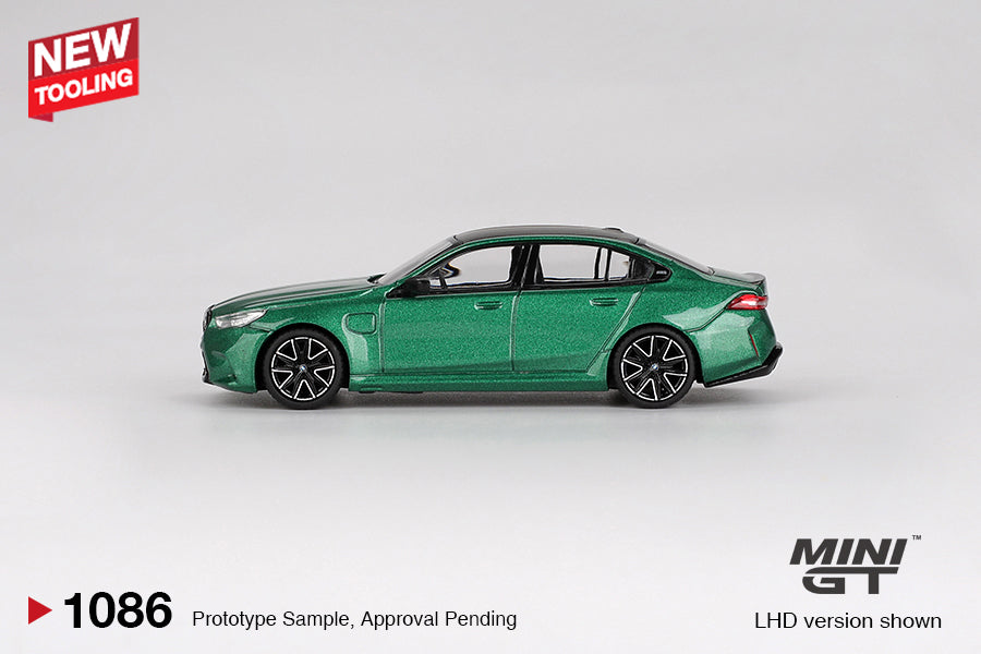 [PRE-ORDER] Mini GT - BMW M5 (G90) Isle of Man Green Metallic - Scale 1/64 MGT01086-L