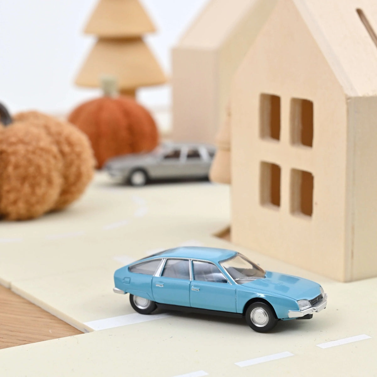 Norev - Citroen CX 1974 Lagune Blue - 1/64 Scale