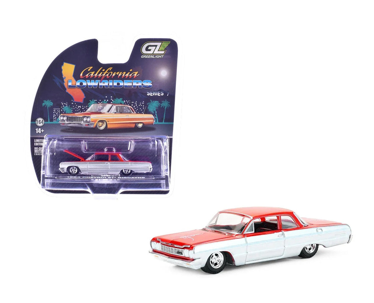 Greenlight Collectibles - Chevrolet Biscayne 1964 - Rouge/Argent - Série California Lowriders - Échelle 1/64