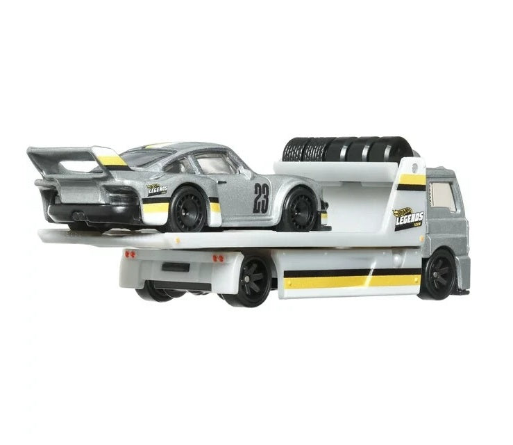 Hot Wheels Premium - Porsche 934.5 + Fleet Street - Series Car Culture Team Transport - Scala 1/64