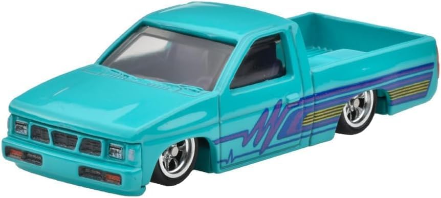 Hot Wheels Premium - 2-Pack 1975 Datsun Sunny Truck (B120) and Custom '93 Nissan Hardbody (D21) - Scala 1/64 HRR78