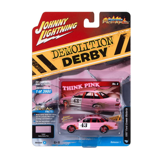 Johnny Lightning - 1997 Ford Crown Victoria pink "Demolition Derby" - Scala 1/64