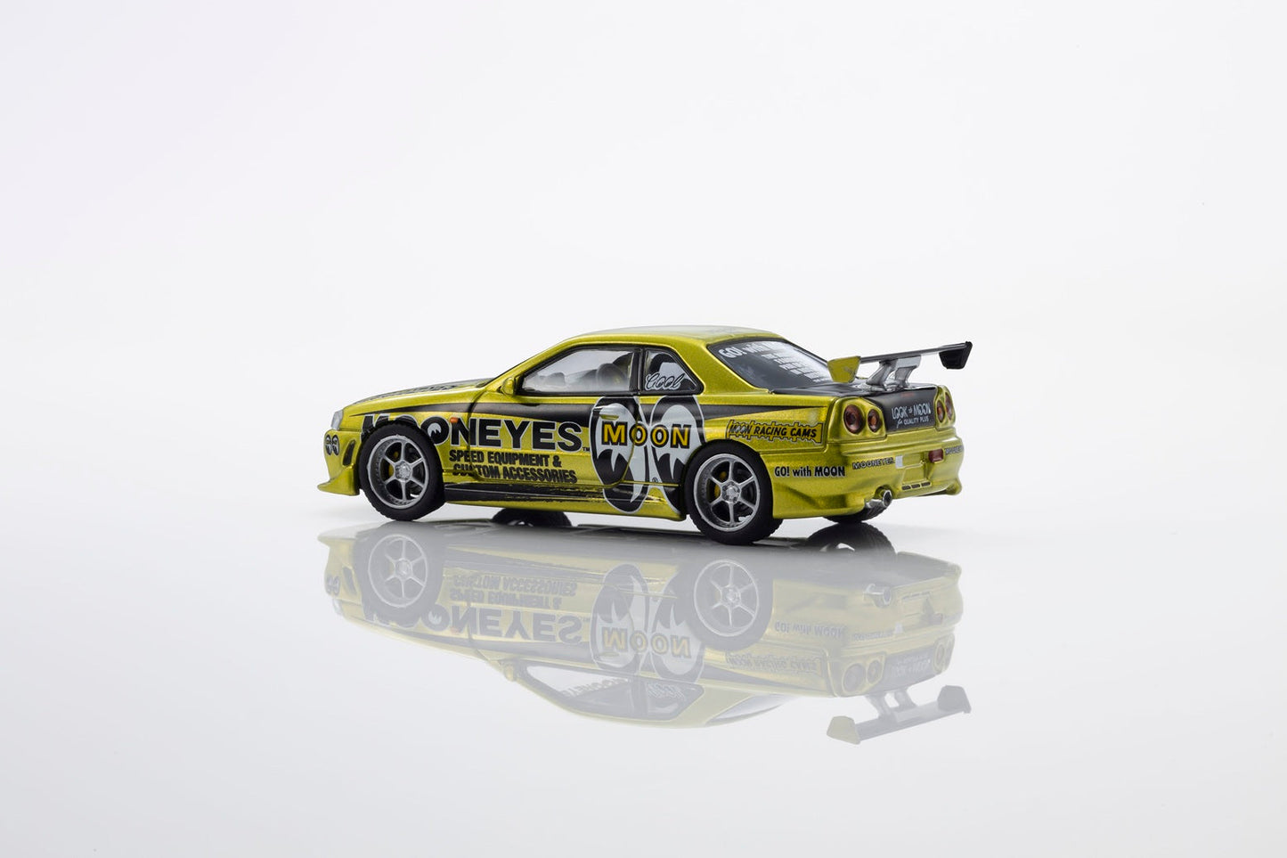 [PRE-ORDER] Kyosho - Nissan Skyline GTR (R34) MOONEYS 1 with led 2026 - Scala 1/64 07134LM1