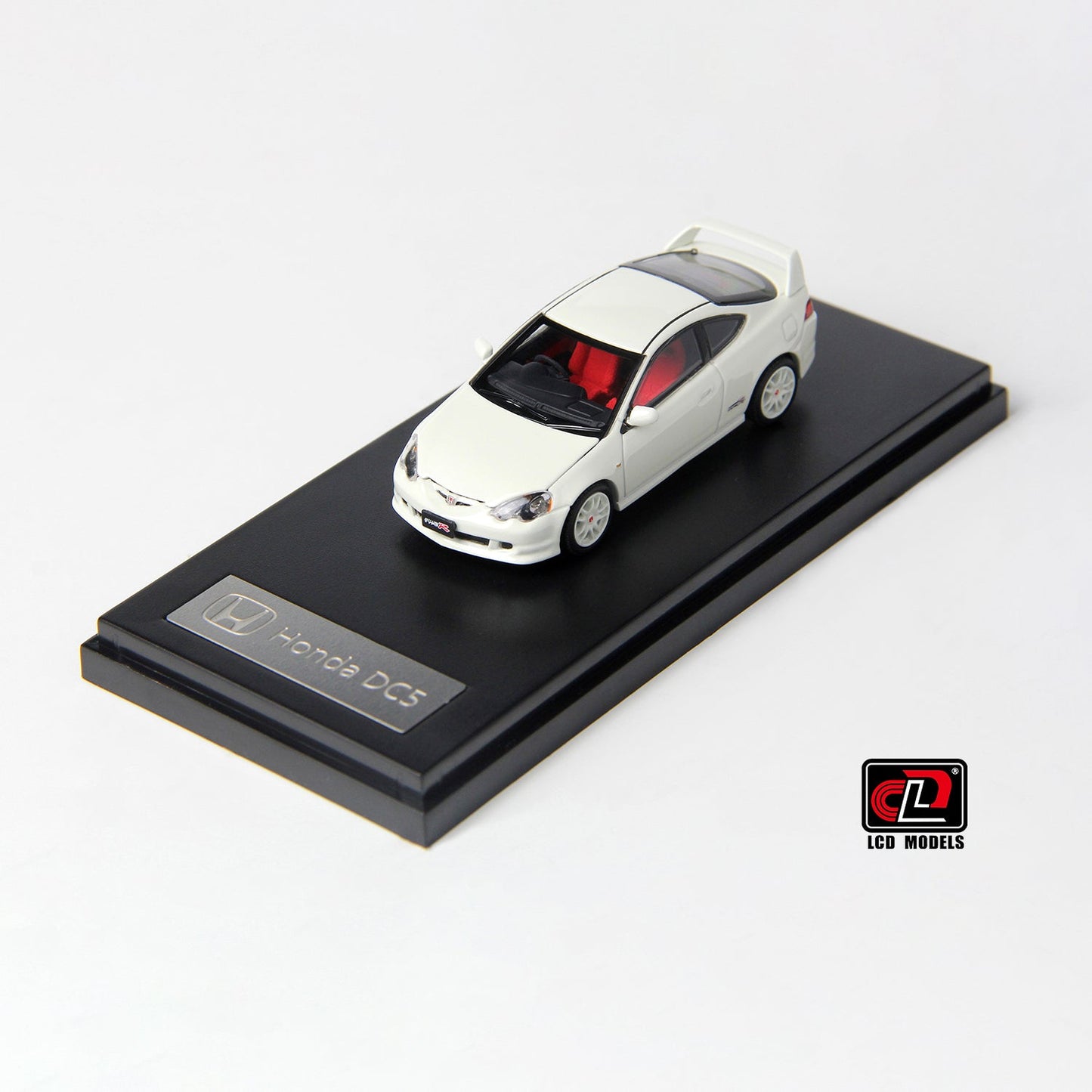 LCD Models - Honda Integra Type R (DC5)-White - Scale 1/64 LCD64038-WH