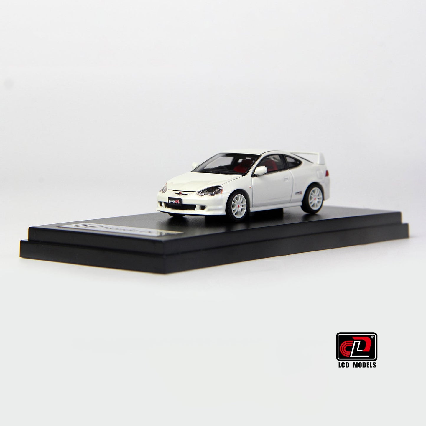 LCD Models - Honda Integra Type R (DC5)-White - Scale 1/64 LCD64038-WH