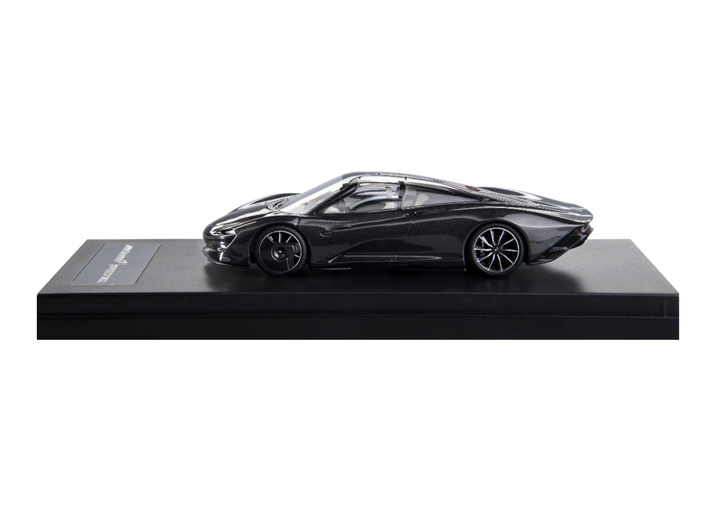 LCD Models - McLaren Speedtail Carbon Black - Scale 1/64 LCD64032-CB